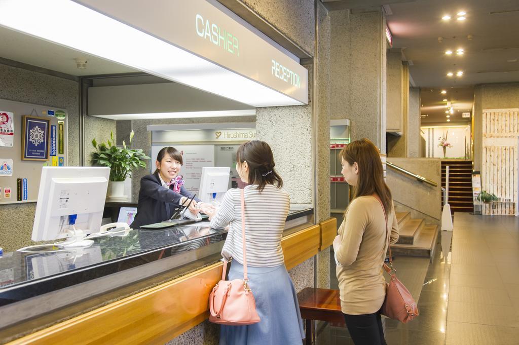 Hotel Hiroshima Sunplaza Екстер'єр фото