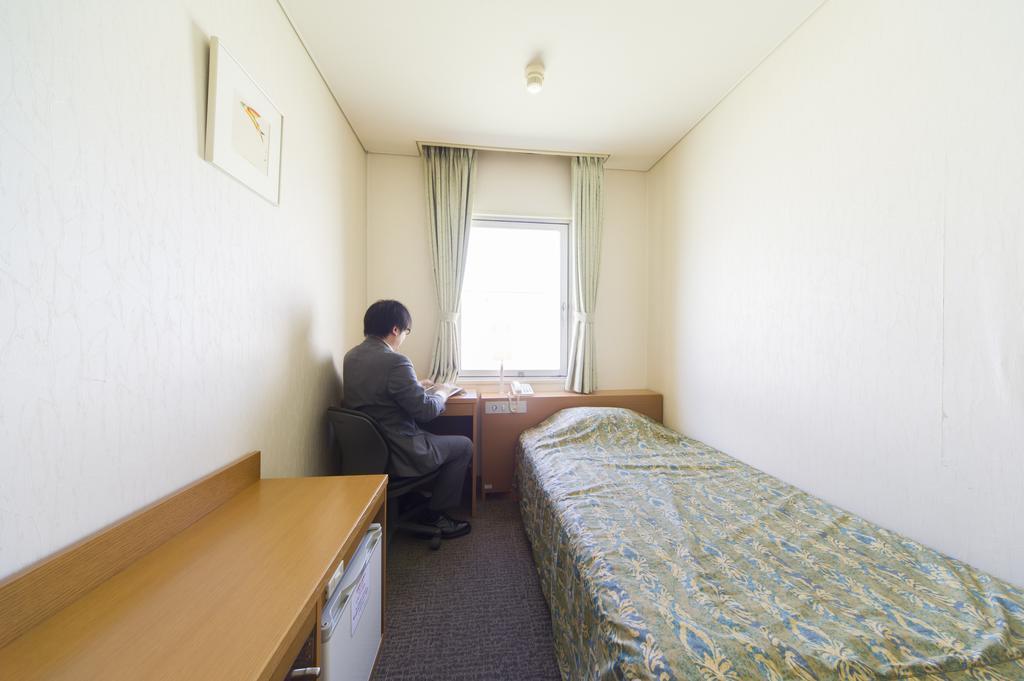 Hotel Hiroshima Sunplaza Номер фото