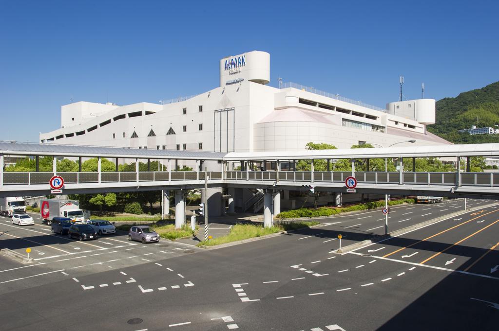 Hotel Hiroshima Sunplaza Екстер'єр фото