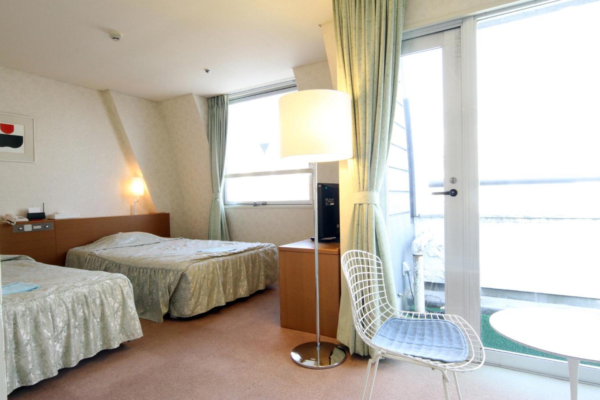 Hotel Hiroshima Sunplaza Екстер'єр фото